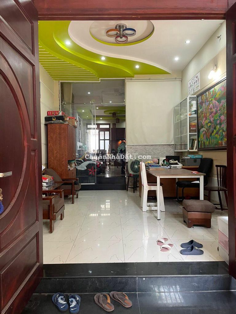 Bán rẻ nhà 4x25m, 3lầu hẻm trục thẳng 5m Nguyễn Văn Khối, p.8