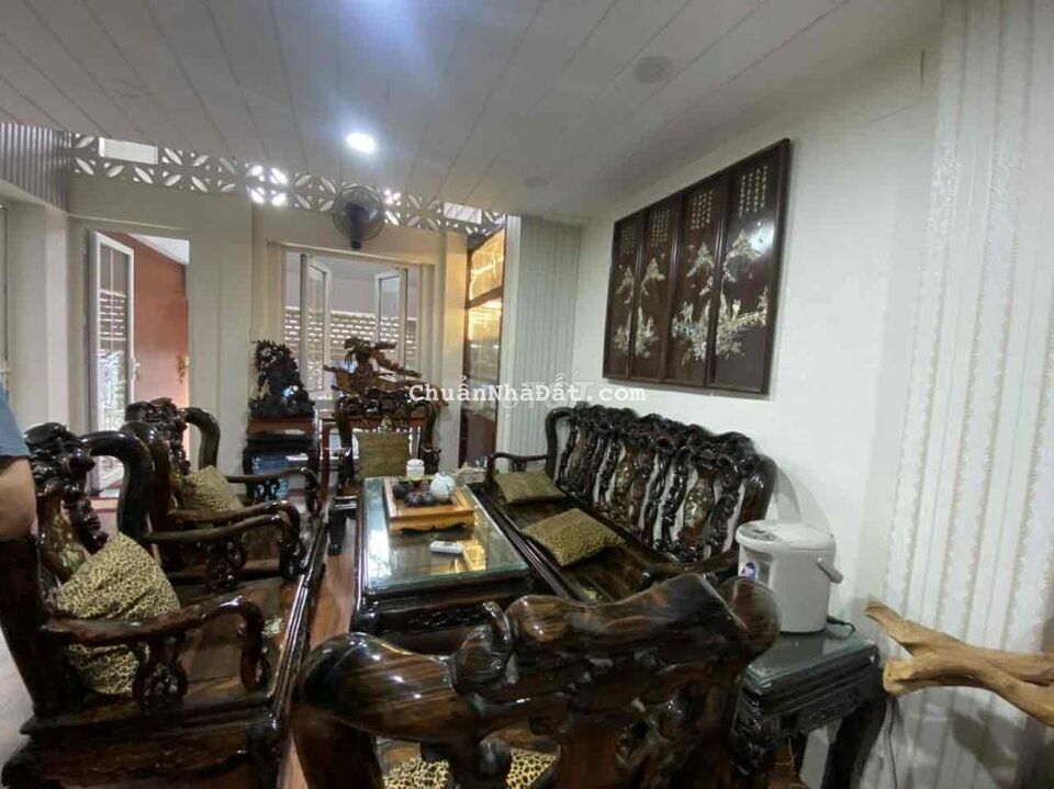 Bán nhà Nguyễn Văn Khối, P.9, GV: 6 x 17, giá 12,5 tỷ