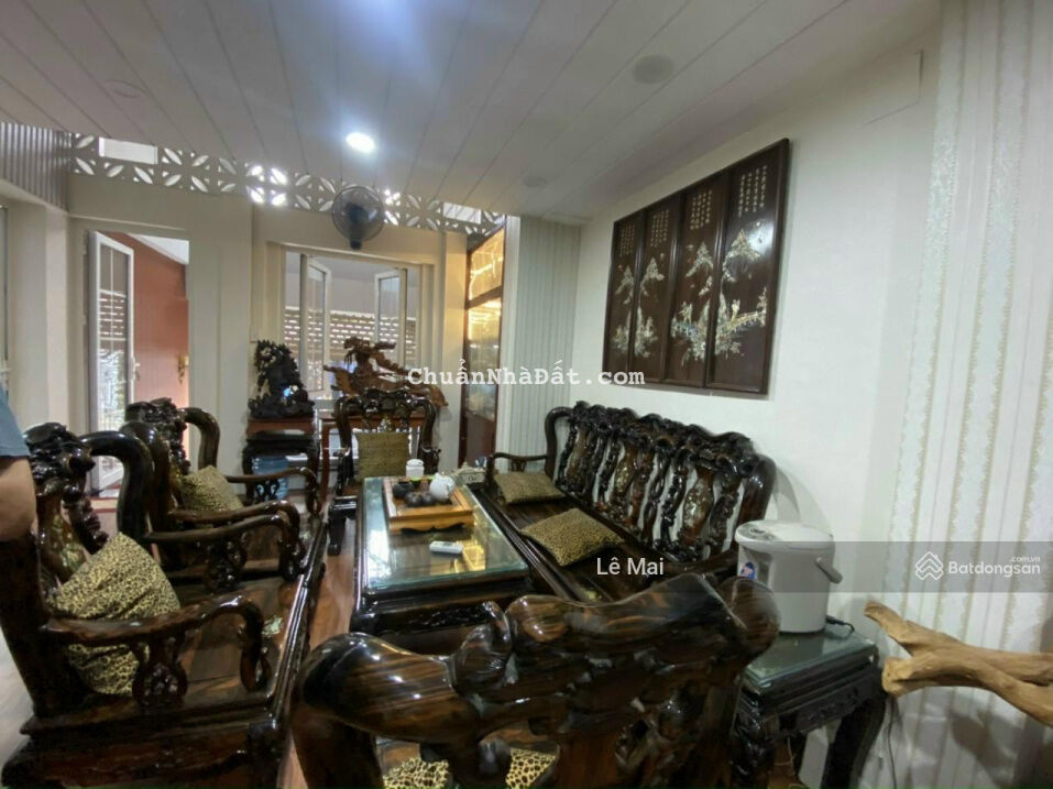 Biệt thự đẹp xây kiên cố hầm lững 3 lầu Cây Trâm P9 GV (6*17) giá 13.8 tỷ TL, hẻm 1 sẹc 10m