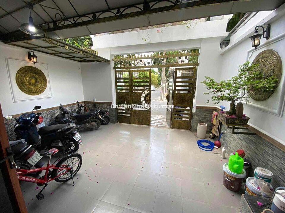 Bán Nhà Mới 112M2- 5 Tầng- Ngang Gần 6M- Khu Biệt Thự Dương Quảng Hàm