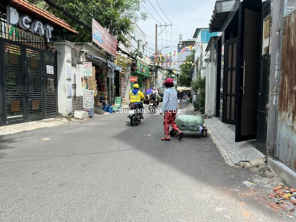 Nhà Cấp 4 QUANG TRUNG 7,7x15m khuôn đẹp vuông vức. Hẻm xe hơi thông