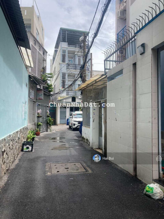 Nhà 3 tầng - DT đất 120m2 - hẻm xe hơi Quang Trung đối diện Mercedes Benz - hướng Đông Nam