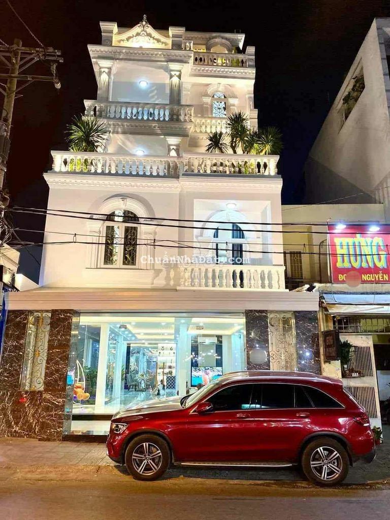 Nhà MT full NT thang máy 630kg 7.5x18m Nguyễn Văn Khối P11 Gv Nhà MT full NT thang máy 630kg 7.5x18m Nguyễn Văn Khối P11 Gv