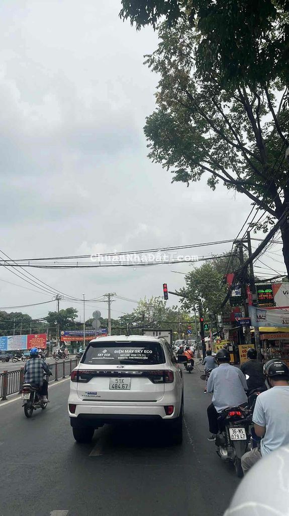 Mặt Tiền Phan Huy ích (4x33)1 lầu ngay Emart 13.1t