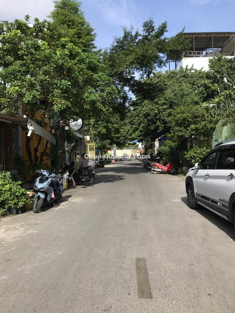 Bán Nhà Căn Cứ Lê Thị Hồng,6,3x22m,đường thông 10m