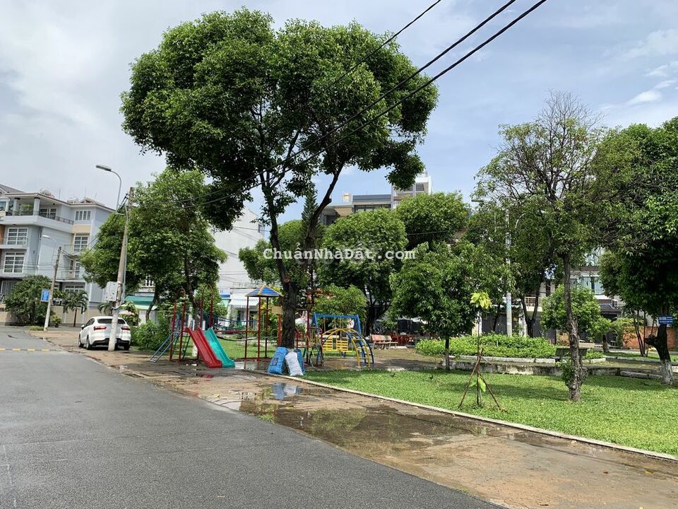 Hàng hiếm lô đất biệt thự 184 Cây Trâm, dt 8x22m , cách mặt tiền 3 căn