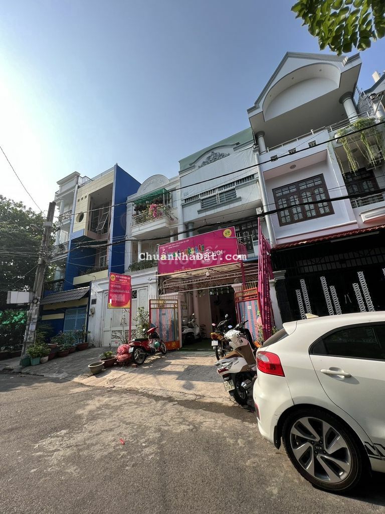 Nhà MT hẻm Kinh doanh sầm uất QUANG TRUNG 202m2 HĐT 25tr/tháng