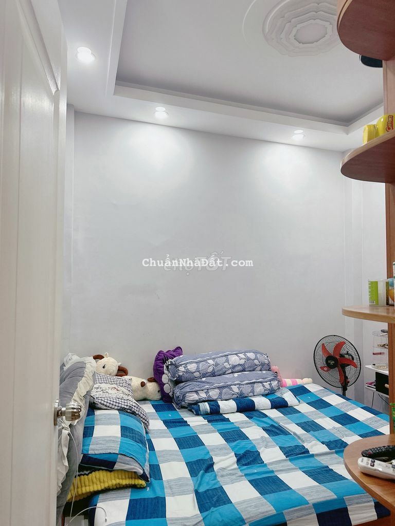 Cần tiền bán Rẻ nhà Quang Trung P8 2 lầu 3PN hẻm trước nhà 5m Cần tiền bán Rẻ nhà Quang Trung P8 2 lầu 3PN hẻm trước nhà 5m