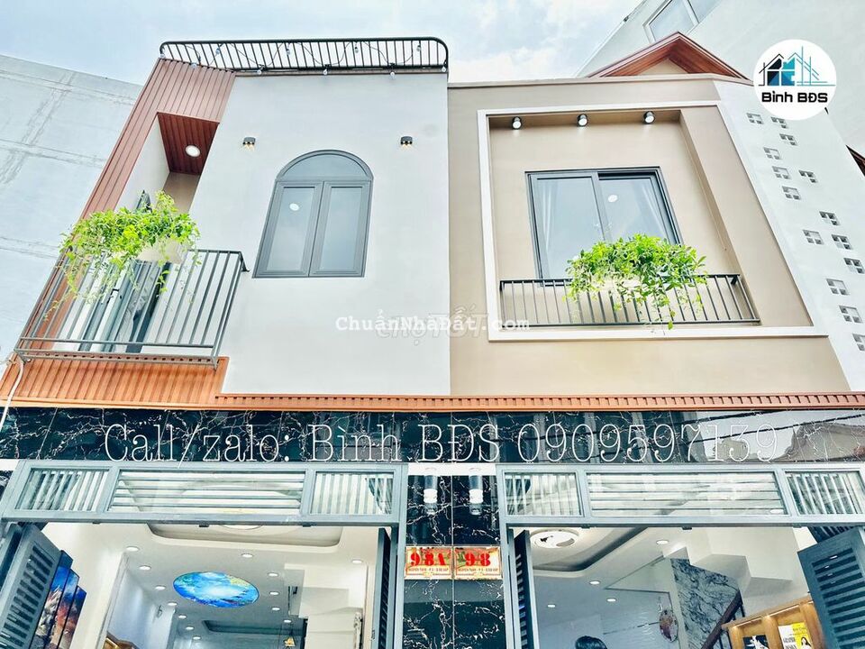 Nhà ĐẸP MỚI Nguyễn Tuân GV 1lầu 2PN FULL nội thất