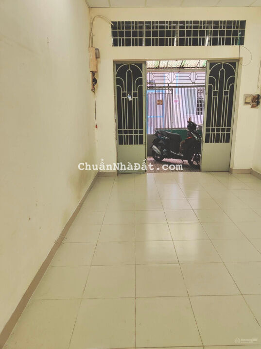 Nhà bán gấp, 40m2, Lý Thường Kiệt, 3.2mx12m, nhỉnh 3 tỷ, Phường 4, Gò Vấp