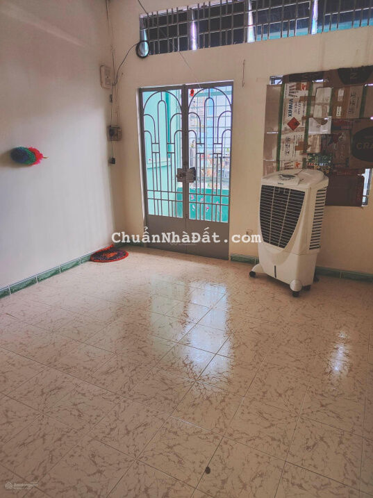 Nhà bán gấp, 40m2, Lý Thường Kiệt, 3.2mx12m, nhỉnh 3 tỷ, Phường 4, Gò Vấp