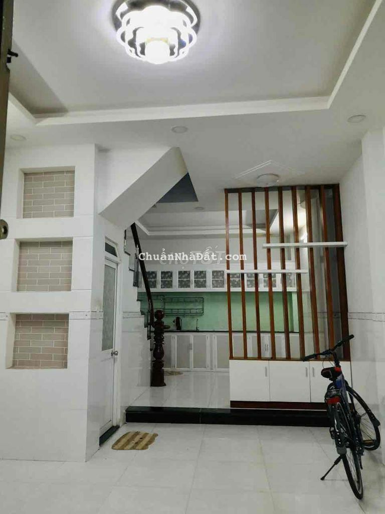 Bán nhà nguyễn thái sơn,f5, dt 4x10m, trệt+ lầu, đông nam