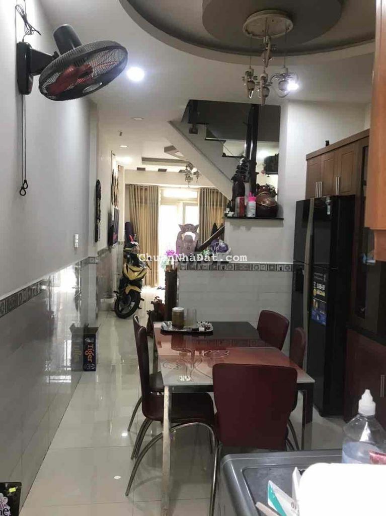 HẺM XE HƠI ĐỖ CỬA CÁCH MẶT TIỀN PHAN VĂN TRỊ CHỈ 10M_PHƯỜNG 10_GÒ VẤP