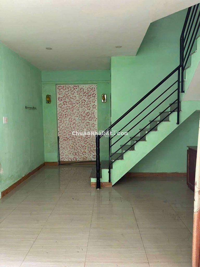 NGANG KHỦNG 7M.ds30.P6.GV.Đúc 1 lầu.3 PN.Hơn 3 tỷ.GIÁ BÁN NHANH NGANG KHỦNG 7M.ds30.P6.GV.Đúc 1 lầu.3 PN.Hơn 3 tỷ.GIÁ BÁN NHANH