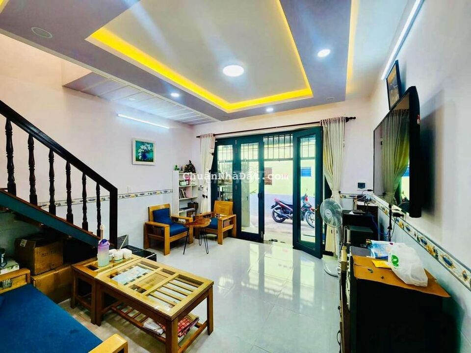 🔔🔔NGỘP QUÁ TRỜI RỒI_ 3 tầng 43 m2_ CHÍNH CHỦ 1 ĐỜI_ Phạm Văn Chiêu