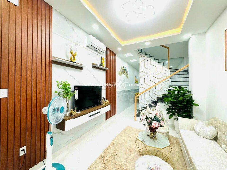 GÒ VẤP-P.10-QUANG TRUNG-HẺM THÔNG 3.3M-NHÀ MỚI FULL NỘI THẤT-2PN 2WC