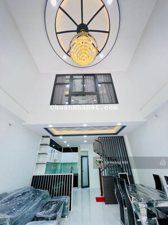 Nhà mới xây xong full nội thất - Nguyễn Thái Sơn - hẻm xe hơi