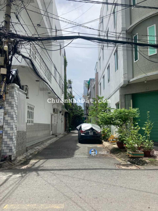 Nhà mới đúc 3,5 tấm - ngay E - Mart Phan Huy Ích - hẻm 2 xe hơi né nhau