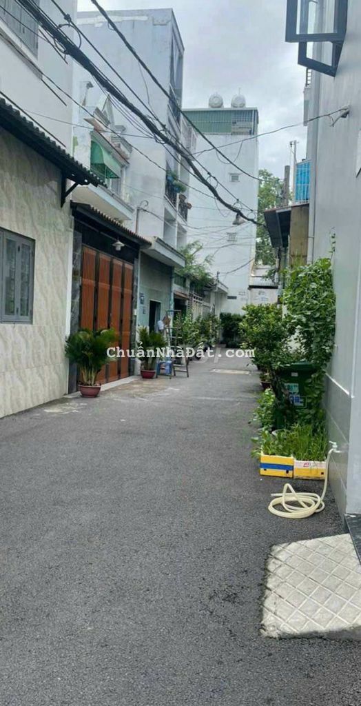 HẺM XE HƠI THÔNG.Nguyễn Văn Khối.P8.dt 4x12.Đúc 1 lầu