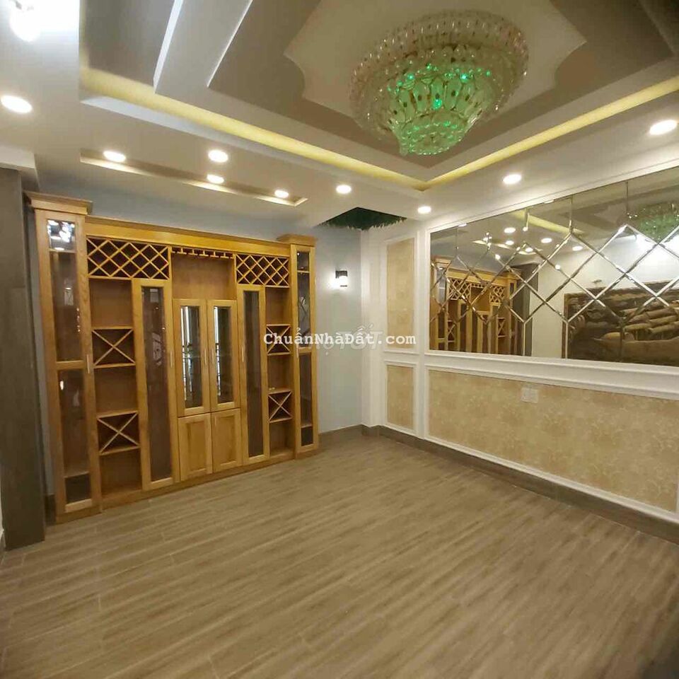 Bán nhà mới 4x13 hẻm XH thông, trệt, lửng 2 lầu, sân thượng