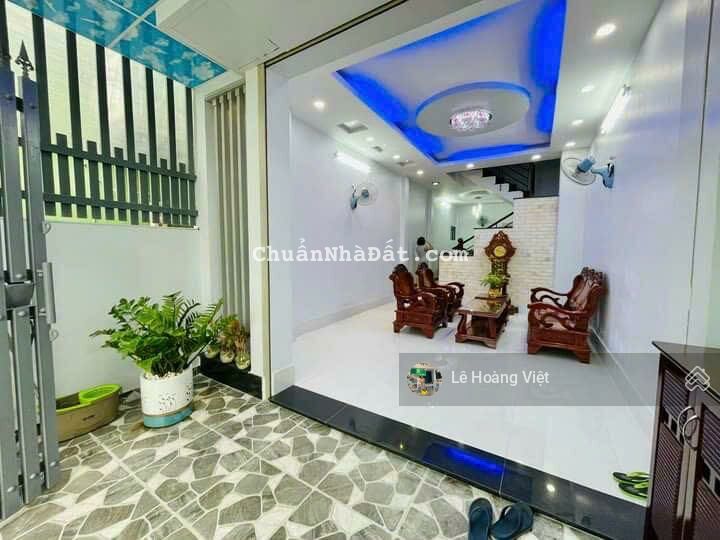 Nhà Nguyễn Thái Sơn P5 - đường xe tải vào nhà - nhà mới vào ở liền