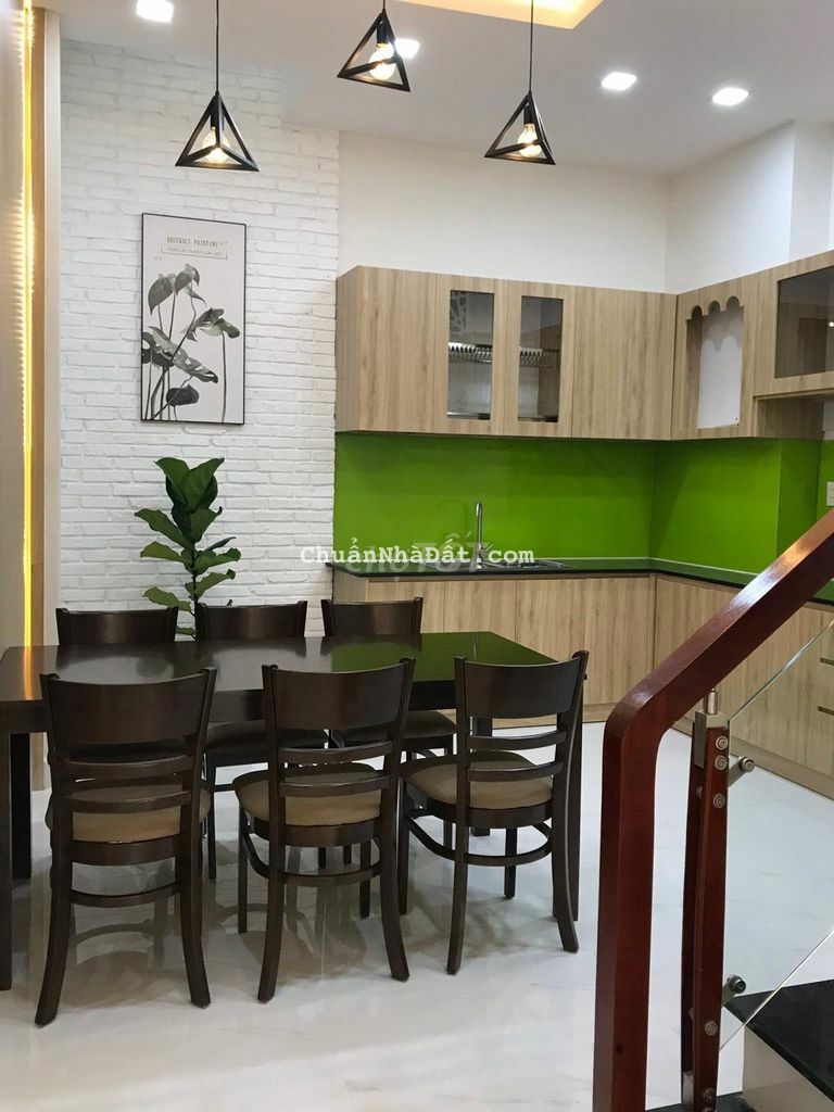 Bán nhà HXH 6m Dương Quảng Hàm, (4x14m) 3 lầu, chỉ 6,9 tỷ,HĐT20tr Bán nhà HXH 6m Dương Quảng Hàm, (4x14m) 3 lầu, chỉ 6,9 tỷ,HĐT20tr