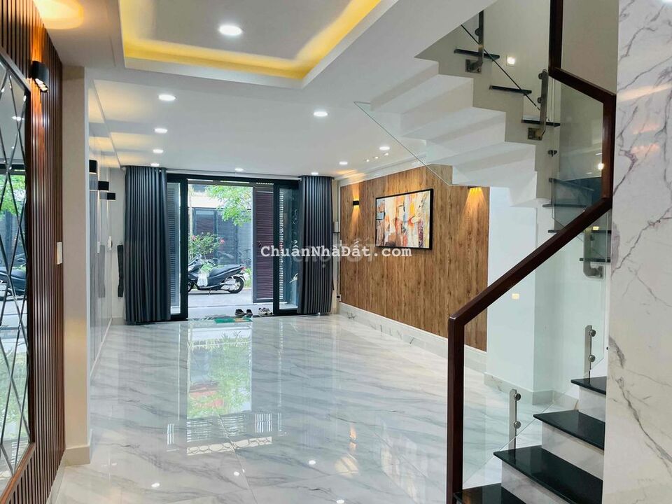 Nhà đẹp thang mấy full NT hxh 12m 4x18m QuNg Trung P10 Gv Nhà đẹp thang mấy full NT hxh 12m 4x18m QuNg Trung P10 Gv