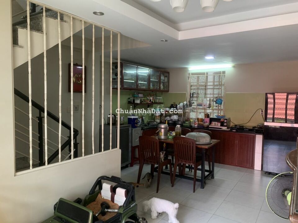 Bán gấp nhà DƯƠNG QUẢNG HÀM ngang 7m kết cấu 3 lầu,hẻm xe tải chỉ 7,1t