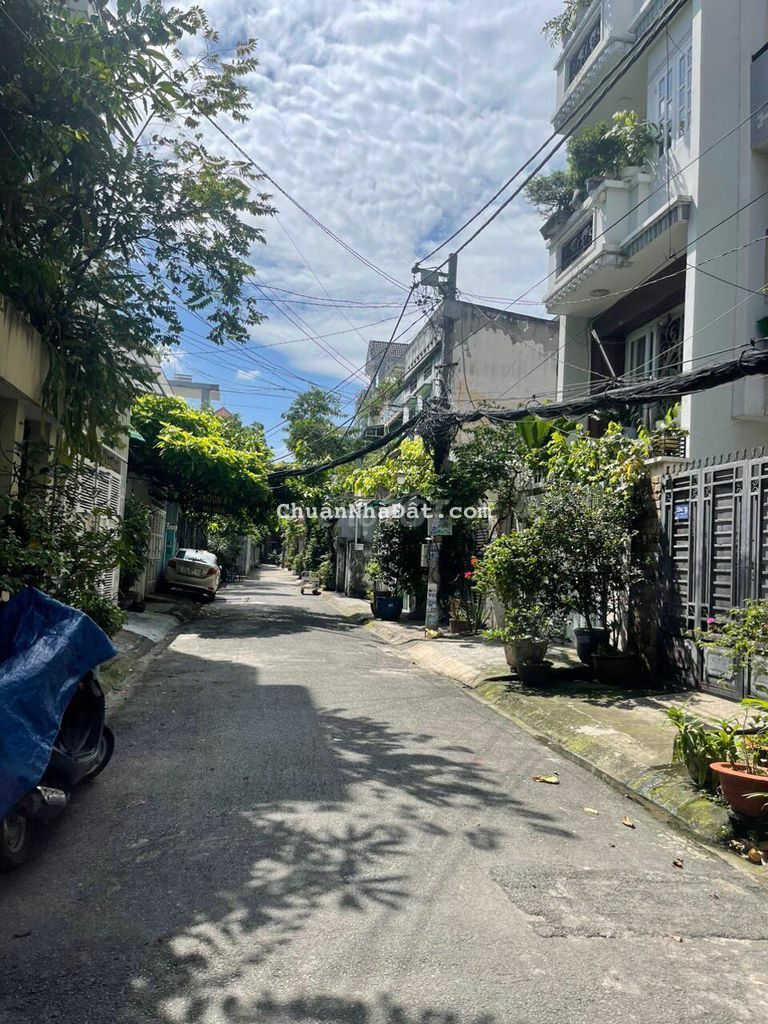 Bán nhà 4,5x17m,3lầu trục thẳng Phạm Văn Chiêu,p16