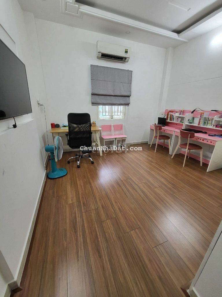 Nhà LÊ ĐỨC THỌ, PHƯỜNG 6 DT 5x17m 1 trệt 3 lầu giá chỉ 6,7 tỷ Nhà LÊ ĐỨC THỌ, PHƯỜNG 6 DT 5x17m 1 trệt 3 lầu giá chỉ 6,7 tỷ