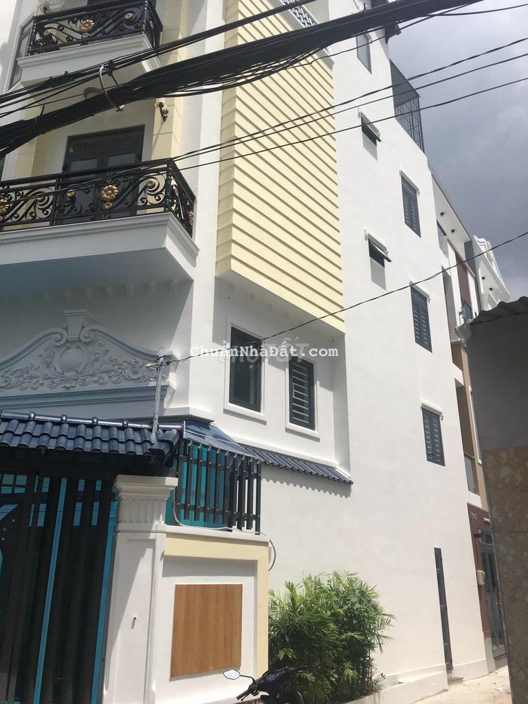 BÁN LỖ CHDV ĐƯỜNG PHAN VĂN TRỊ, DT 4,5x20M, 5 TẦNG,THU NHẬP 70TR/THÁNG BÁN LỖ CHDV ĐƯỜNG PHAN VĂN TRỊ, DT 4,5x20M, 5 TẦNG,THU NHẬP 70TR/THÁNG