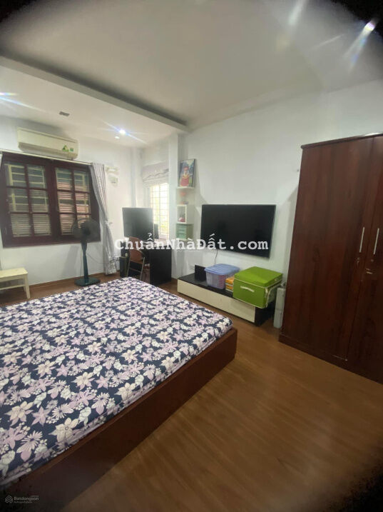 Bán nhà phố Huế 100m2, 7 tầng, MT 6m, giá 37 tỷ. Thang máy cao cấp