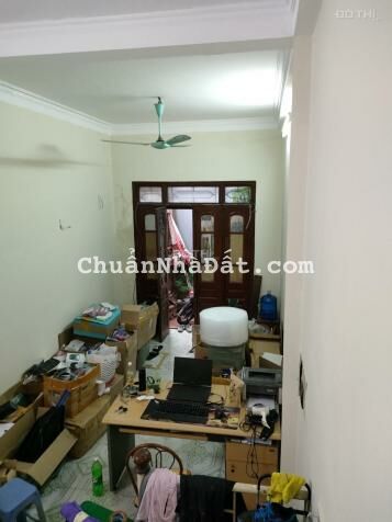 Nhà giảm giá phố Vọng ngõ to rộng thoáng riêng 20m, chung 19m, 5 tầng, 2.6 tỷ Hai Bà Trưng. Nhà giảm giá phố Vọng ngõ to rộng thoáng riêng 20m, chung 19m, 5 tầng, 2.6 tỷ Hai Bà Trưng.