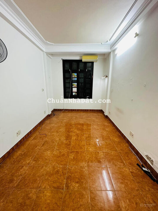 Gấp bán nhà siêu hiếm giá chỉ 3.2 tỷ Lạc Trung 30m2 4 tầng Hai Bà Trưng