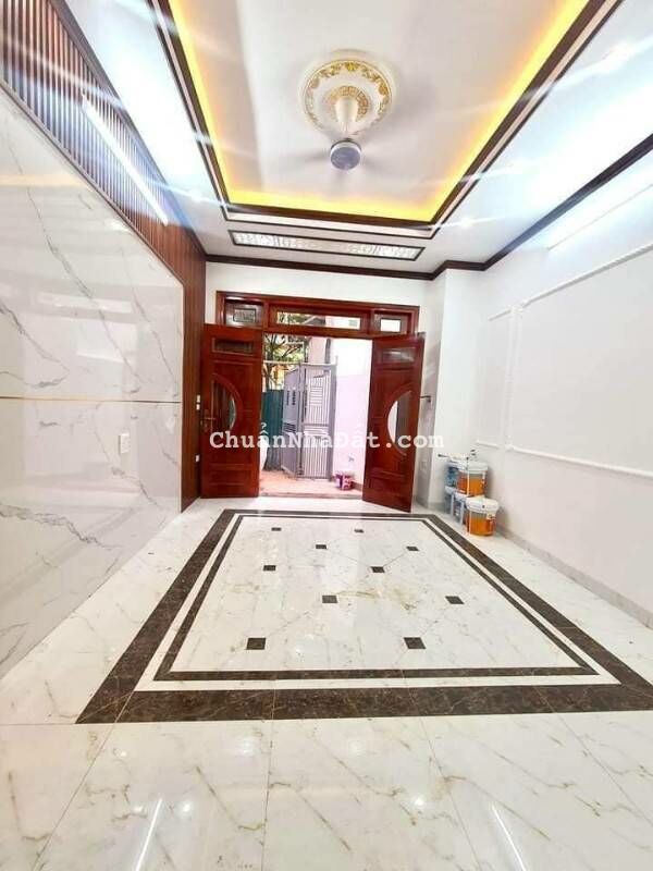 Nhà Đẹp Bạch Mai, Hai Bà Trưng 30m, 5 tầng, mt 3.1m, giá 4.5 tỷ.