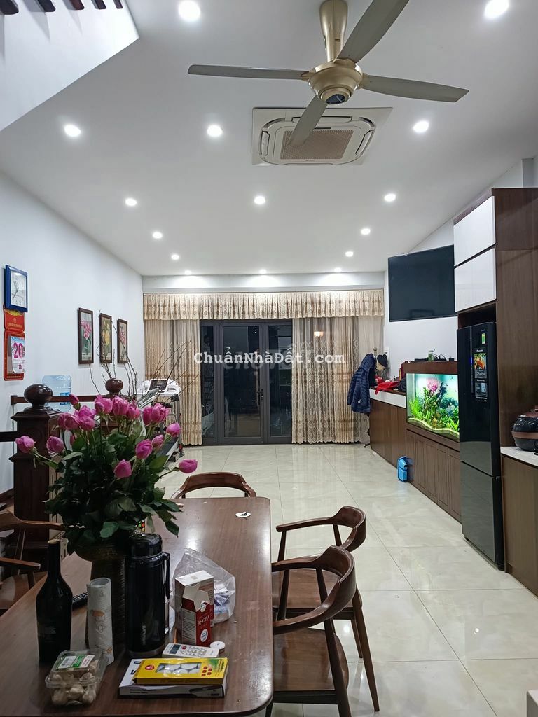 Bán nhà Lò Đúc - Lô Góc - Gần Phố - Ở Luôn - 31m2 x 4 tầng chỉ 3.5 tỷ