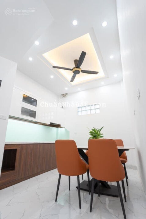 Bán nhà Minh Khai, ngõ thông tứ tung, ba ngác đỗ cửa, ô tô qua cổng 36m2, 3,65 tỷ