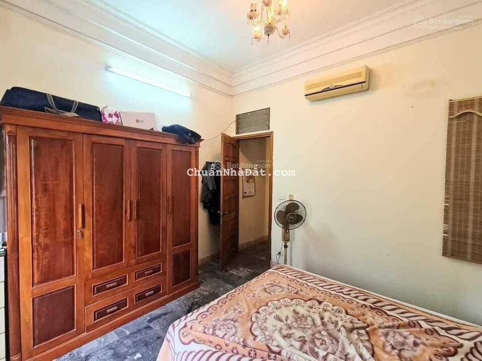 Giảm giá cn cần bán gấp. nhà phố Hồng Mai lô góc 36m2 mt gần 4m nhà đẹp gần đường ô tô