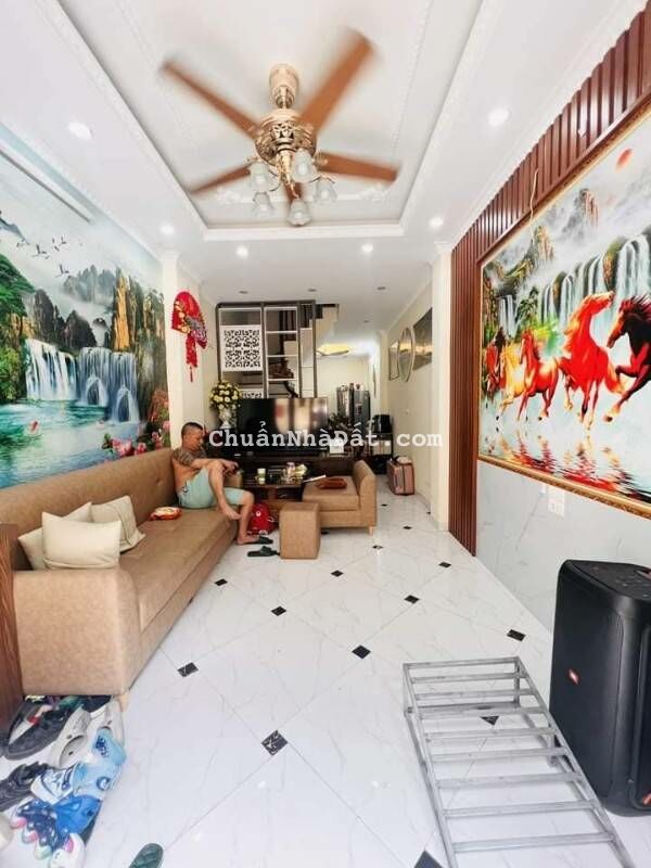 Bán Nhà Đẹp Trương Định, Hai Bà Trưng 36m, 5 tầng, mt 3m, giá 4.1 tỷ