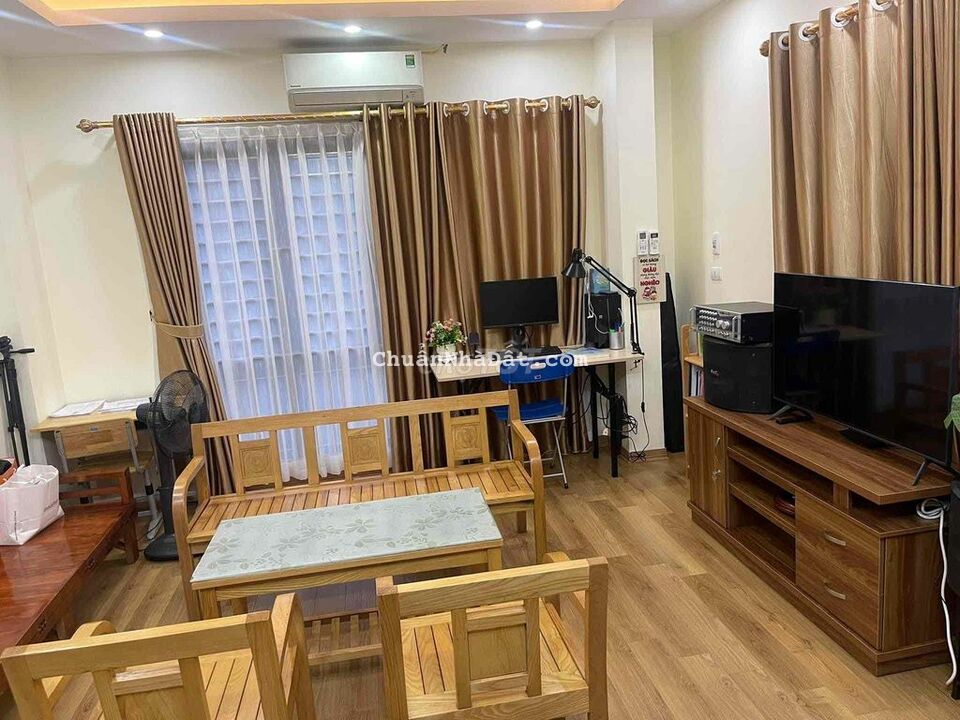 Bán nhà Ngõ 88 Chùa Quỳnh - Hai Bà Trưng 37m Giá 3.95 tỷ