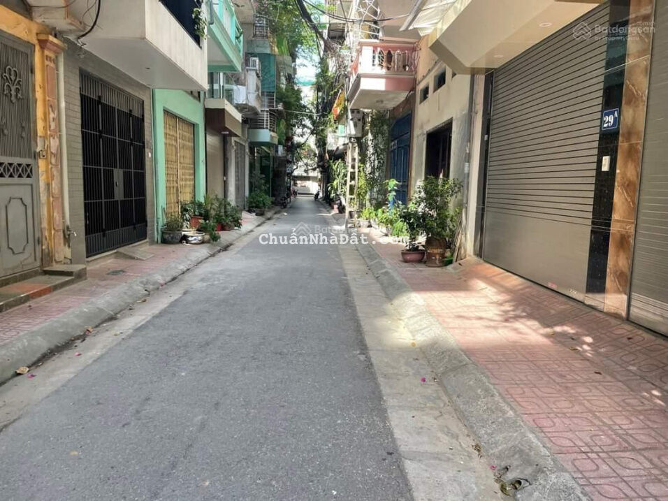 Bán nhà Phân lô mới đẹp phố 8/3, vỉa hè, Ôtô tránh VP, cty, kinh doanh đỉnh. DT 40m2, 5T.Giá 7.9 tỷ