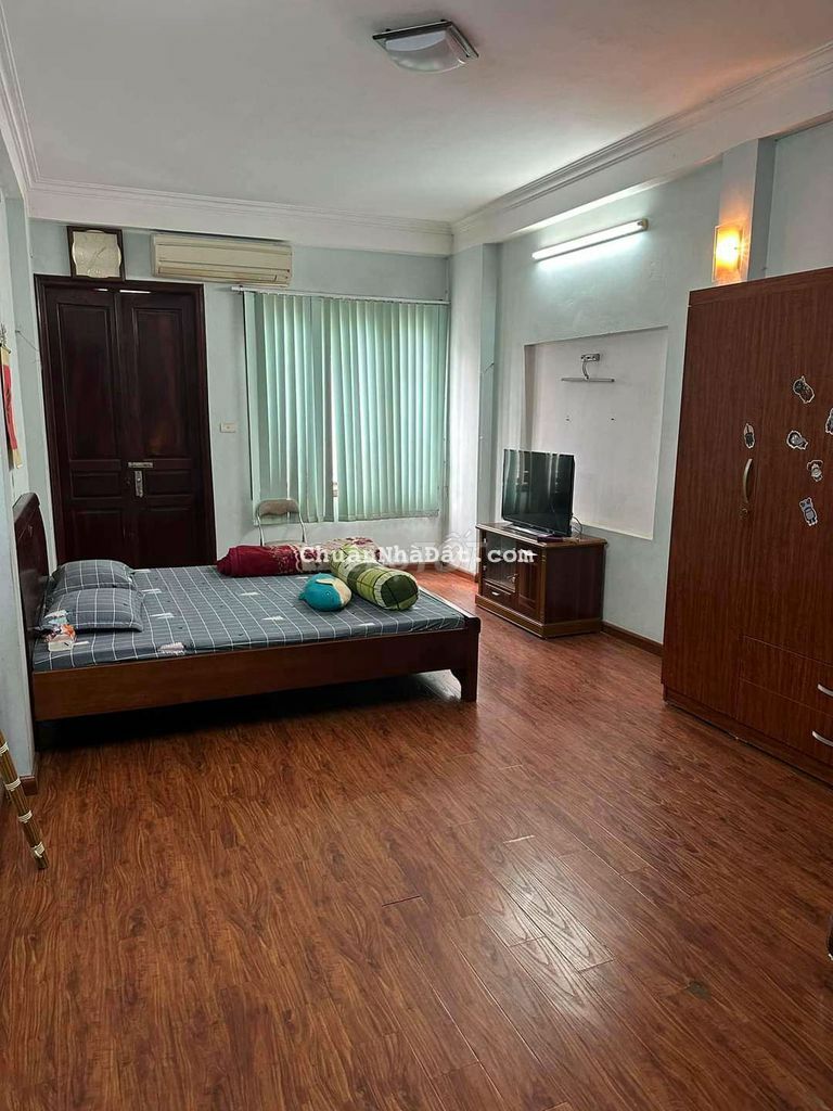 PHỐ VIP LÊ THANH NGHỊ DT RỘNG , GẦN Ô TÔ TRÁNH HƠN 5 TỶ PHỐ VIP LÊ THANH NGHỊ DT RỘNG , GẦN Ô TÔ TRÁNH HƠN 5 TỶ