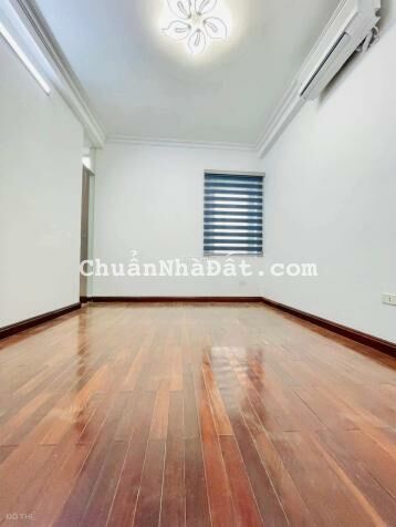 Bán nhà 5T 5PN ngõ Minh Khai, HBT- Đep- Hiếm - Lô góc - 42m2 chỉ 6.45 tỷ Bán nhà 5T 5PN ngõ Minh Khai, HBT- Đep- Hiếm - Lô góc - 42m2 chỉ 6.45 tỷ