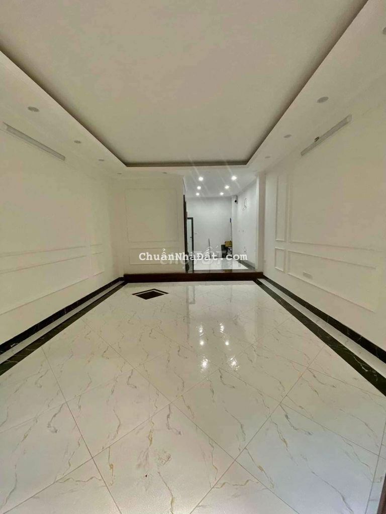 Bán nhà TRẦN KHÁT CHÂN. GẦN ĐẠI HỌC BÁCH KHOA. 45M X 6T X 4,2m.