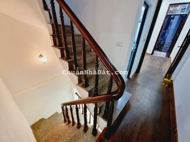 Sát mặt phố Đại La. Sau nhà mặt phố - trung tâm Hai Bà Trưng. 45m² 4 tầng nhà về ở luôn, lô góc