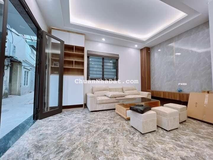 Nhà Đẹp Thang Máy Trần Khát Chân 45m, 5 tầng, mt 5m, giá 6.3 tỷ.