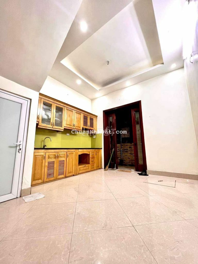 Cần bán nhà phố BẠCH MAI.HAI BÀ TRƯNG. 57M X 5T X 4,6M. Ô TÔ ĐỖ CỔNG