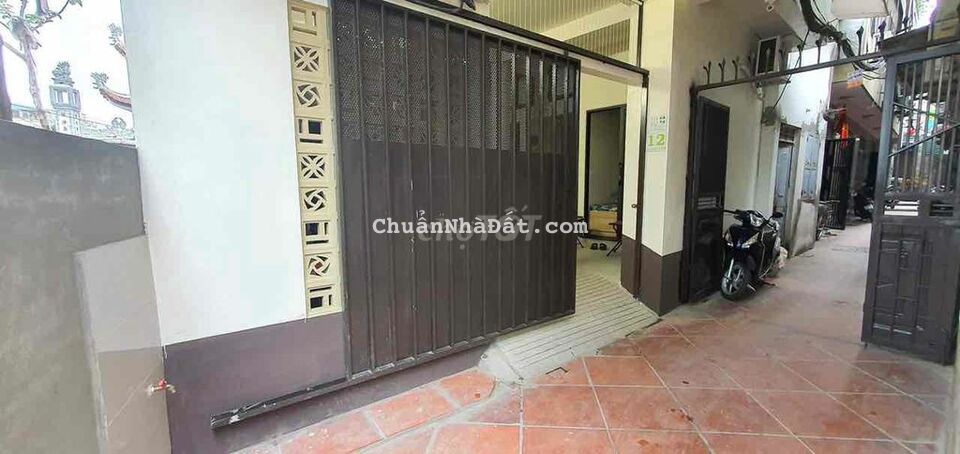 Bán nhà căn hộ dv 5T phố Trương Định doanh thu 600tr/năm.Sổ đỏ giá rẻ