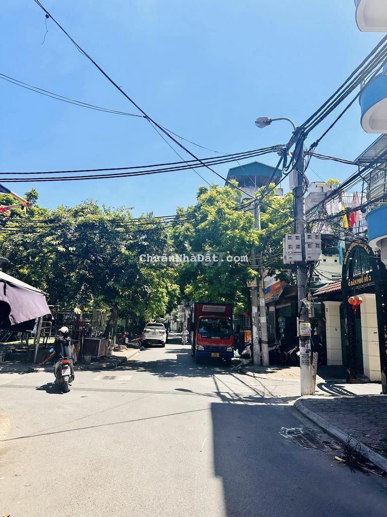 BÁN NHÀ TRƯƠNG ĐỊNH, HAI BÀ TRƯNG, 60M X 5T X 4,5M, Ô TÔ ĐỖ CỬA.