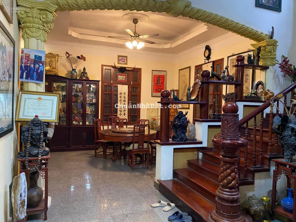 Bán nhà phố Trần Đại Nghĩa, nhà tài lộc có truyền thống, 63m2, 10 tỷ 2